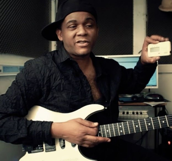 Alain Makaba Profile and Discography | African Music Library